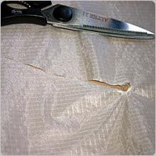 Voilà la déchirure à réparer.